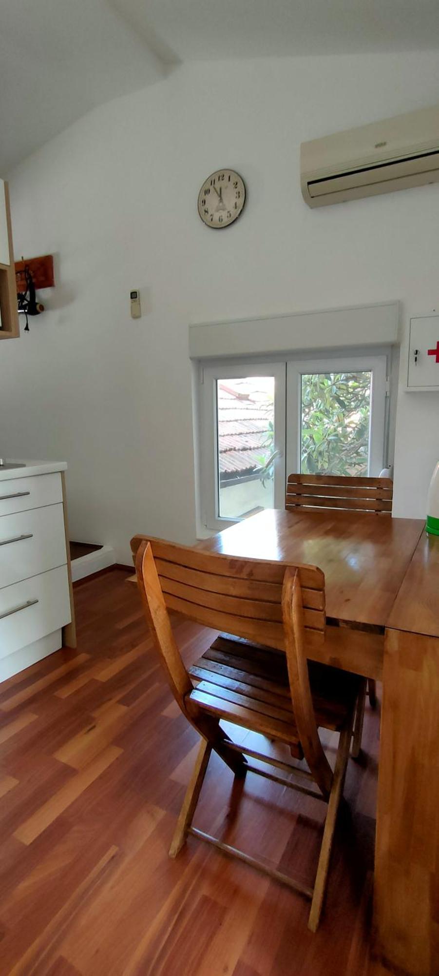 מוסטר Teos Apartments מראה חיצוני תמונה
